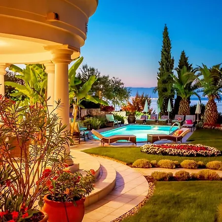 Guest house Klara 4*