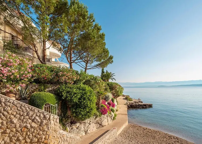 Klara بيت ضيافة 4*