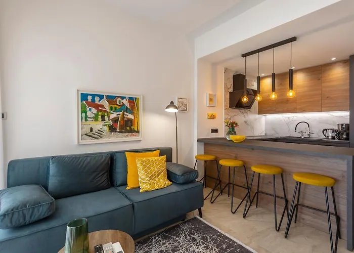 Klara マリンスカ